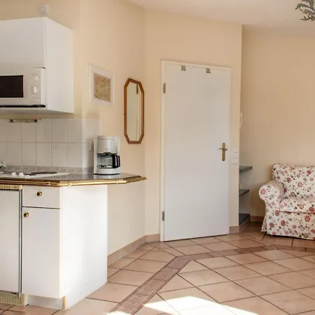 Schloesschen Im Weinberg