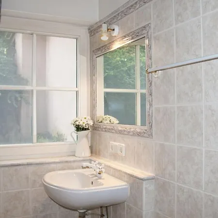 Schloesschen Im Weinberg Meersburg