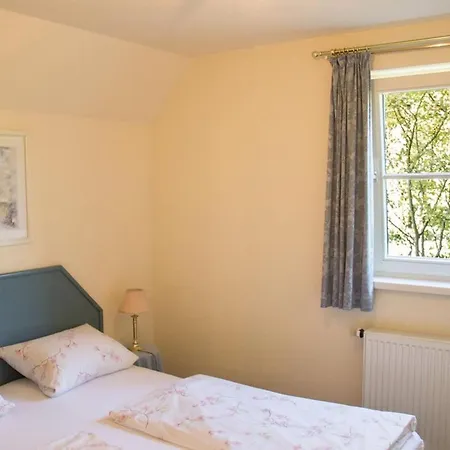 Schloesschen Im Weinberg *